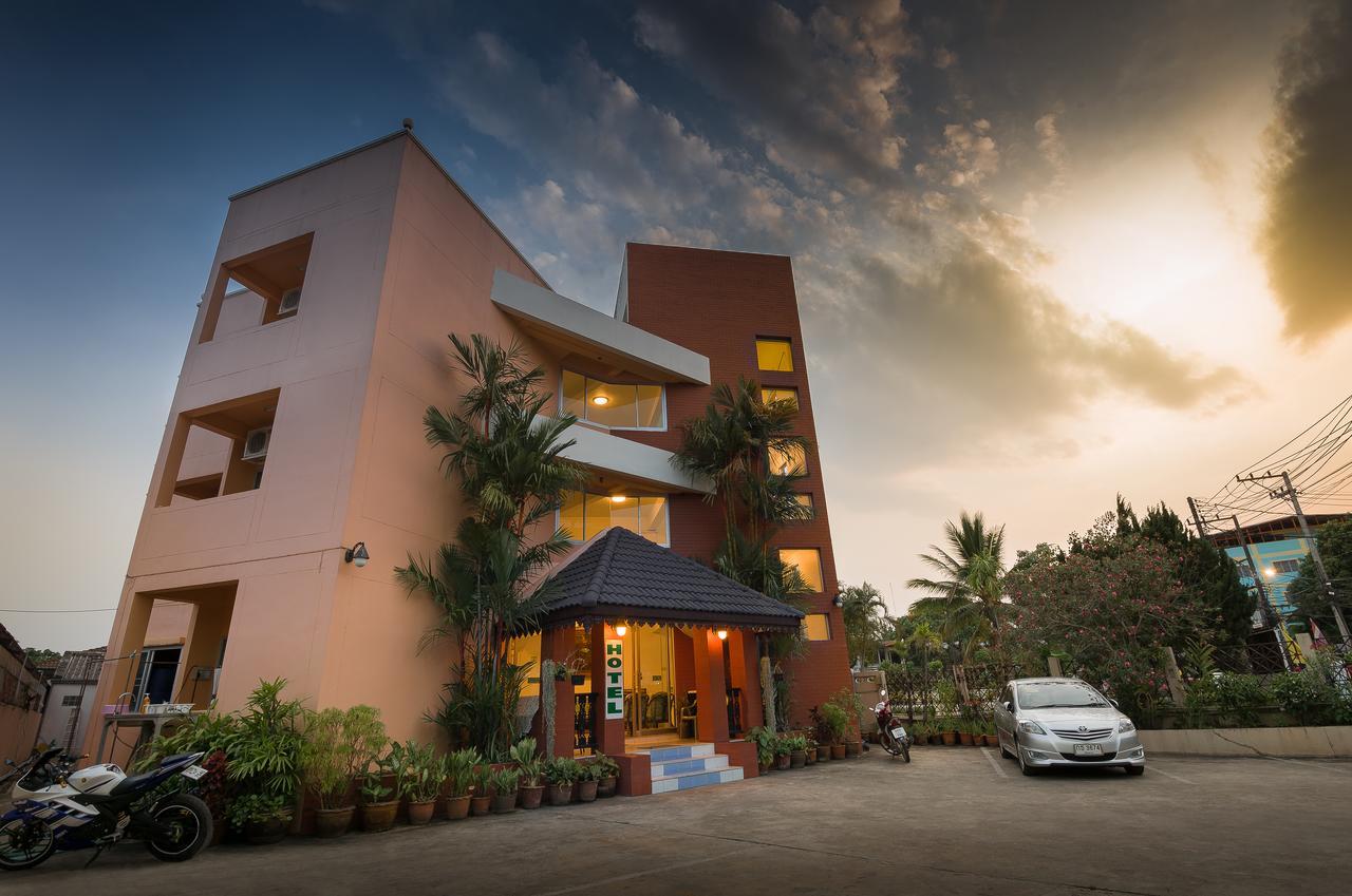 Baansilp Hotel 清莱 外观 照片